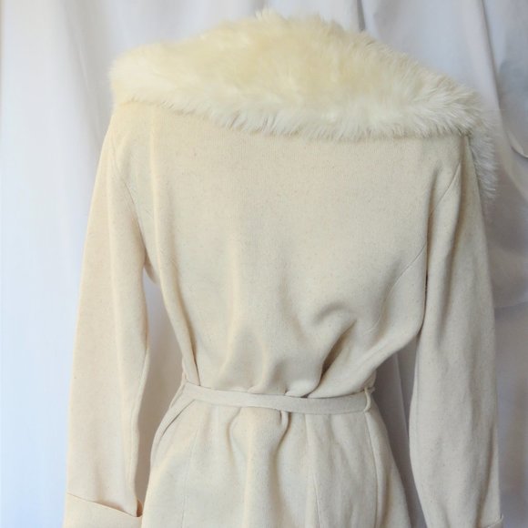 Escada Oatmeal Belted Sweater Jacket Faux Fur Trim - Picture 6 of 9